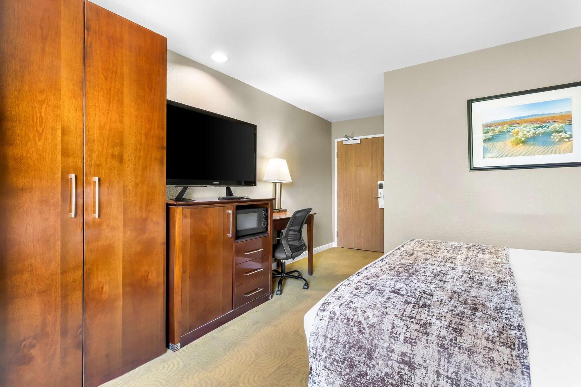 Hotel Western California & 4*