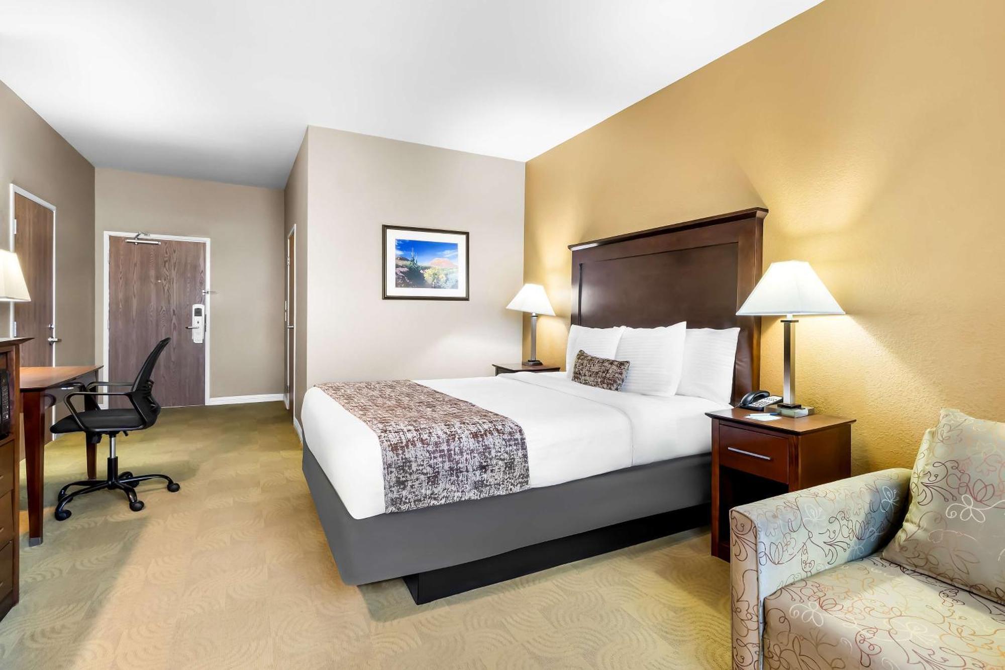 Hotel Western California & California City