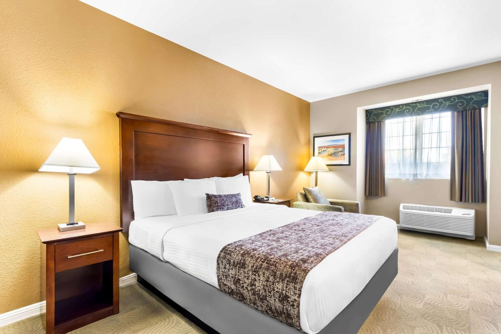 Western California & Hotel