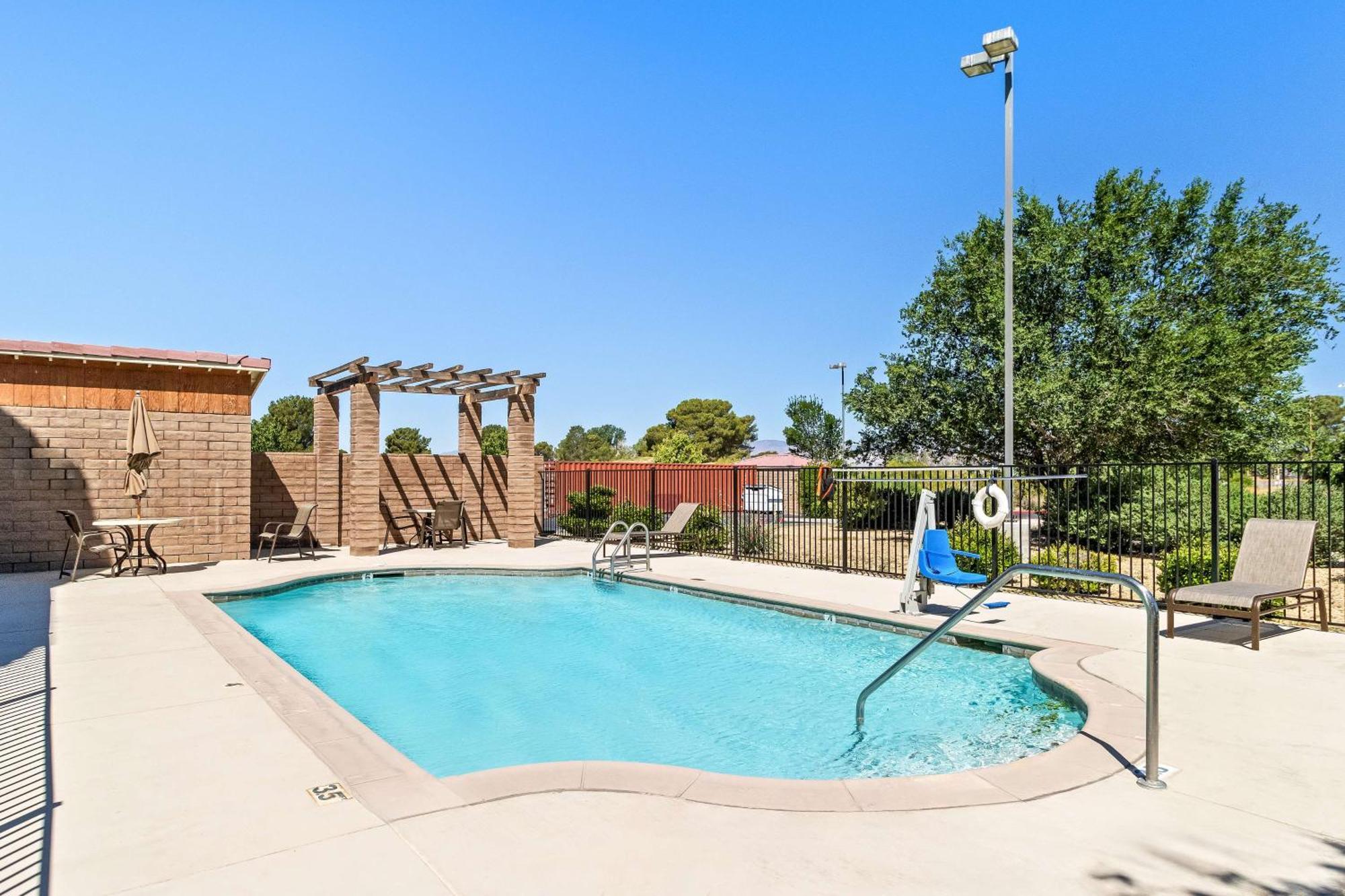 Western California & 4* California City