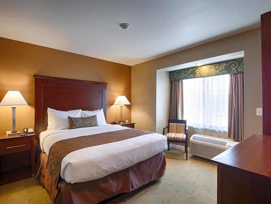 Western California & Hotel