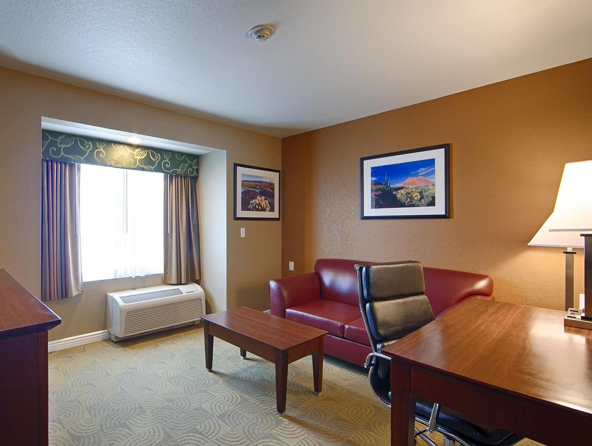 Western California & 4* California City